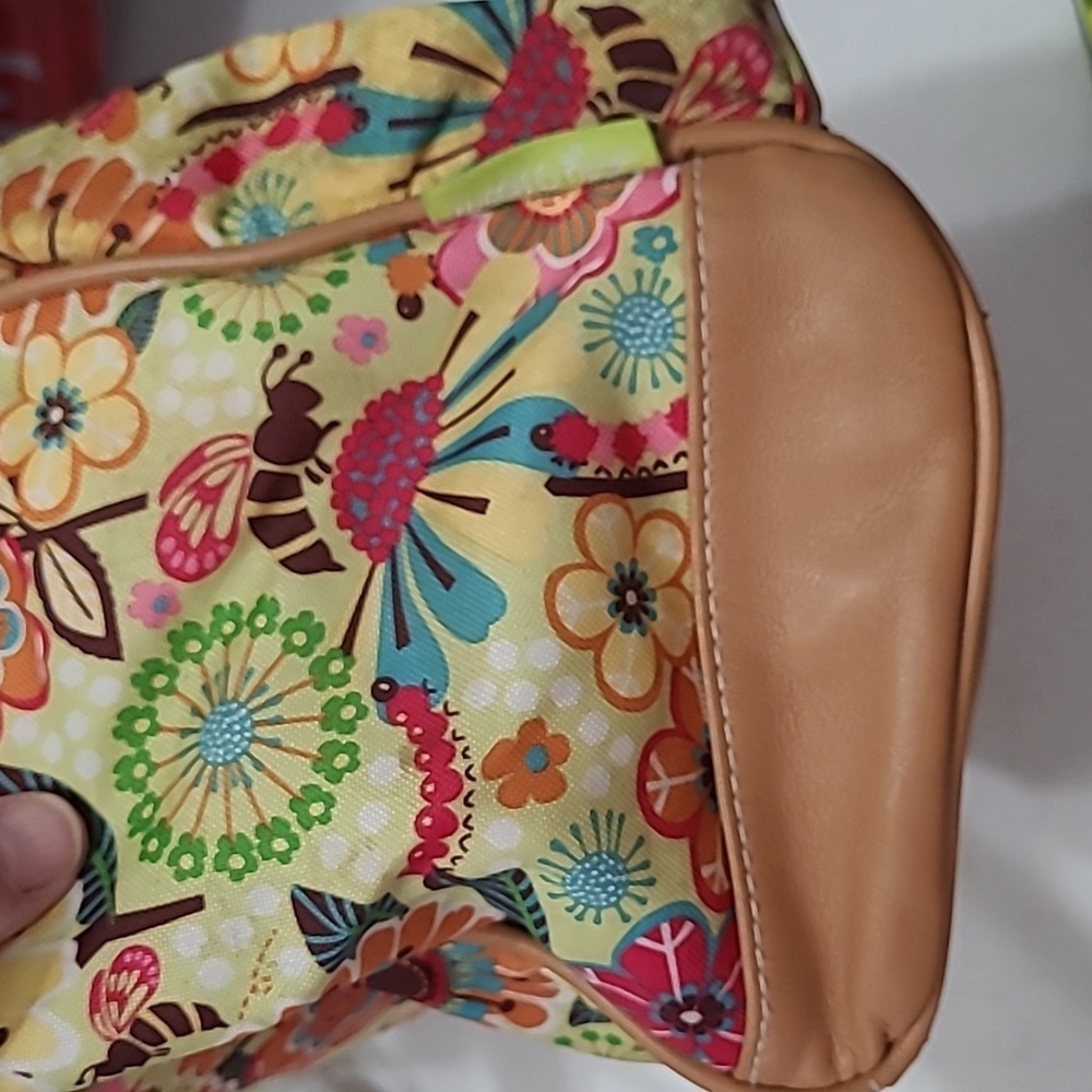 Lily Bloom Colorful Busy Bee Patterned Floral Pri… - image 5